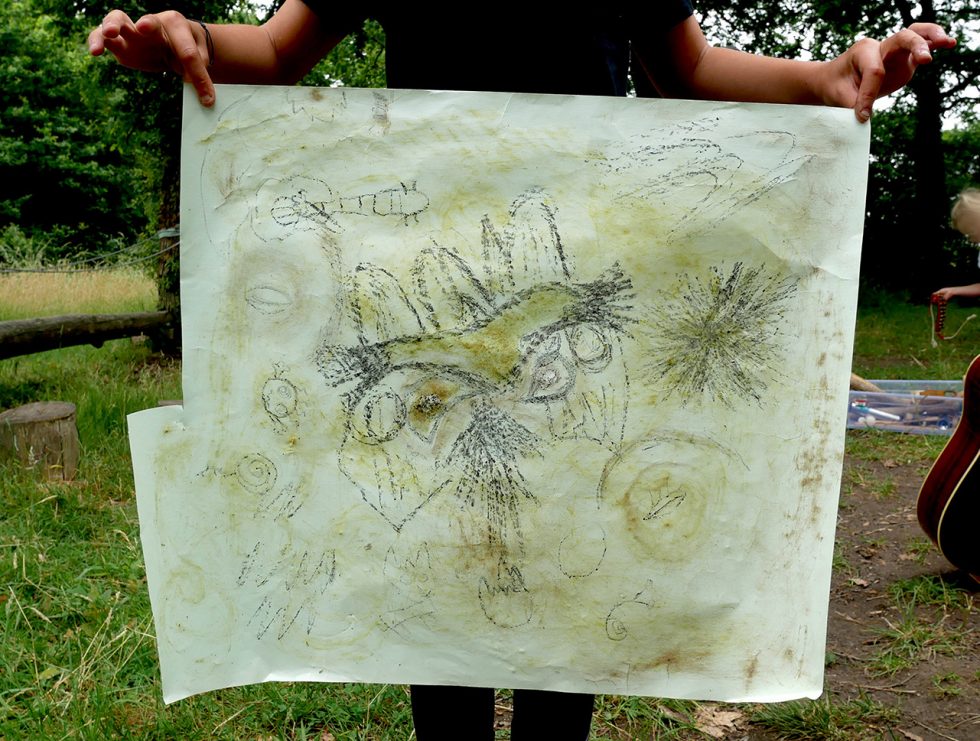 Atelier peinture végétale 6-10 ans chez Marmaille et Pissenlit (44)