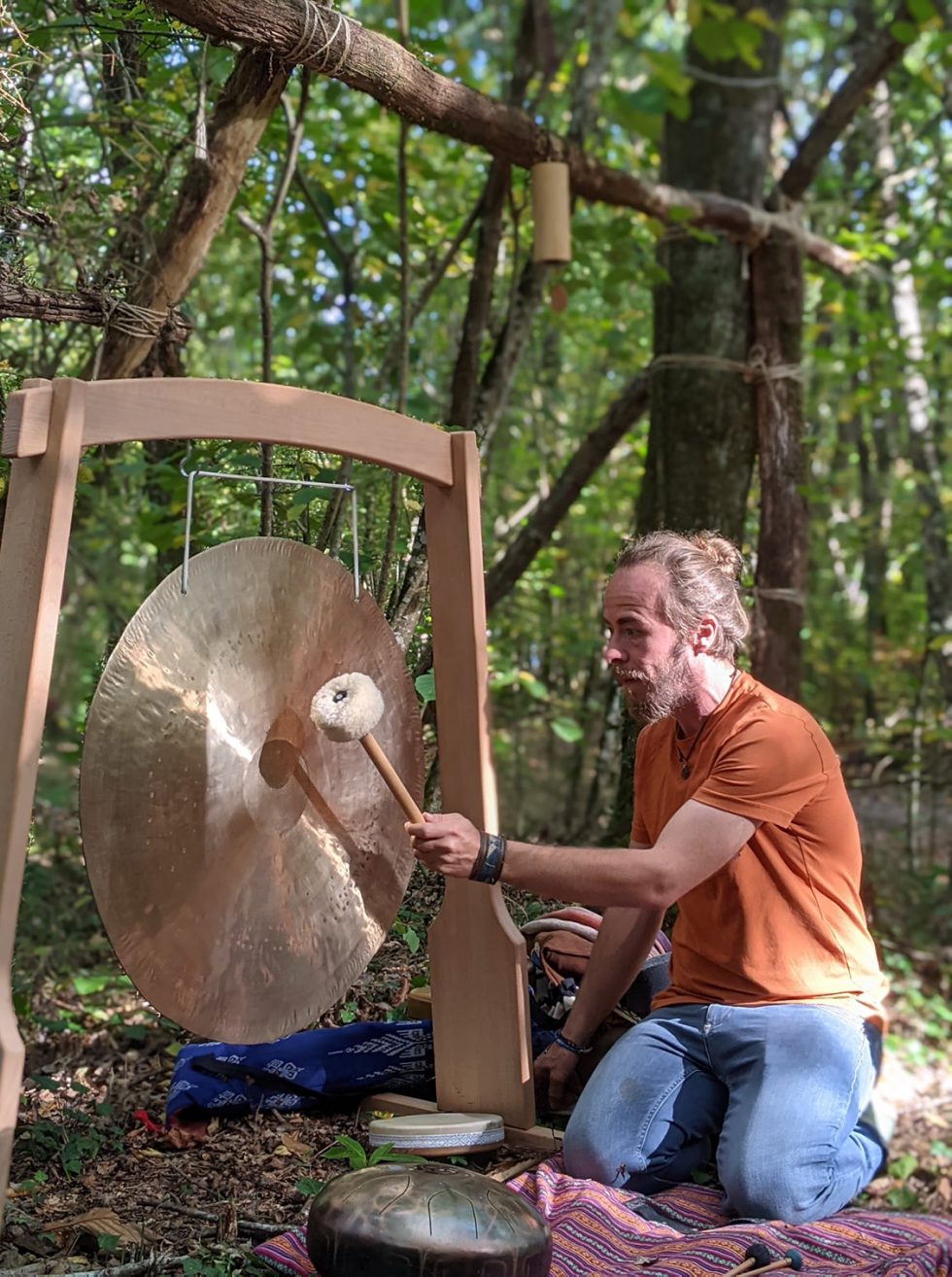 Gong en forêt