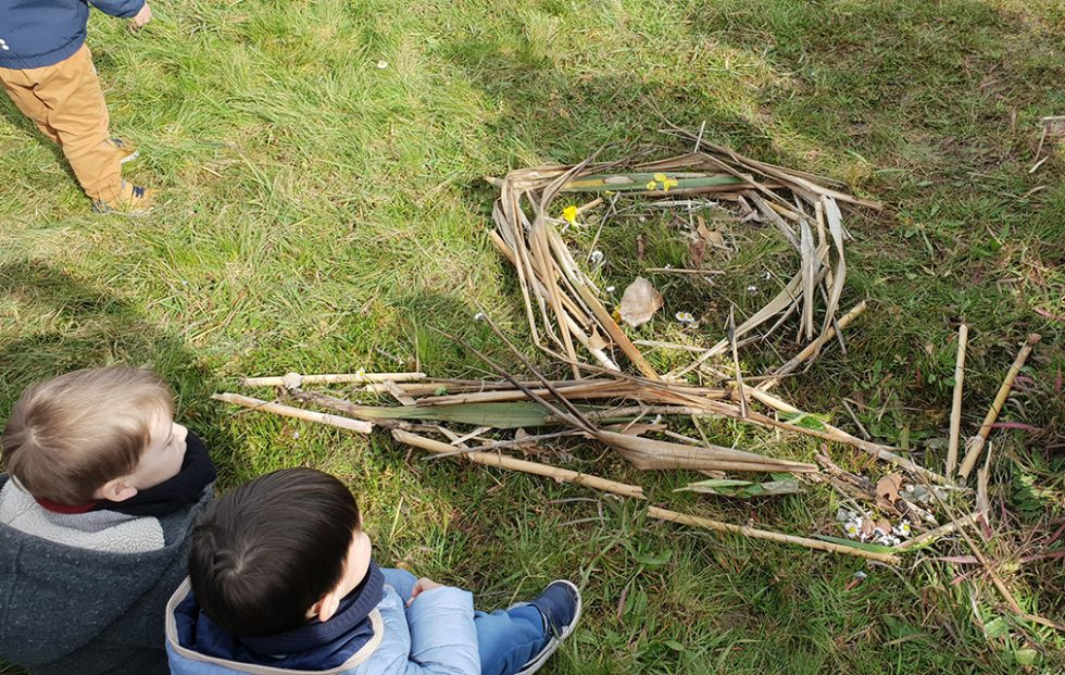 Atelier Land Art pour des classes de maternelles à Pornic (44)